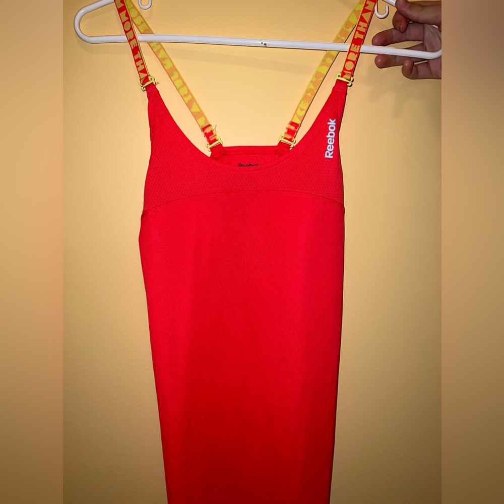 🎈Pink Reebok Tank Top